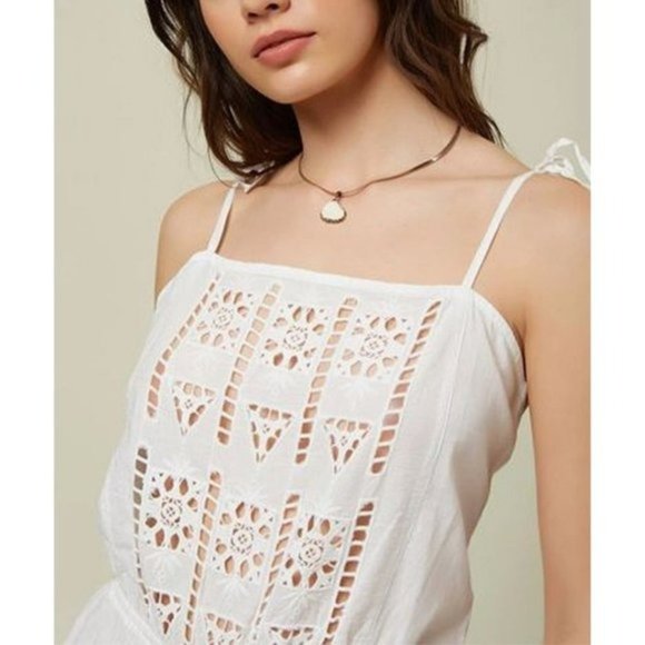 NWT O'Neill White Eyelet Swim Coverup Romper Medium - Picture 4 of 6